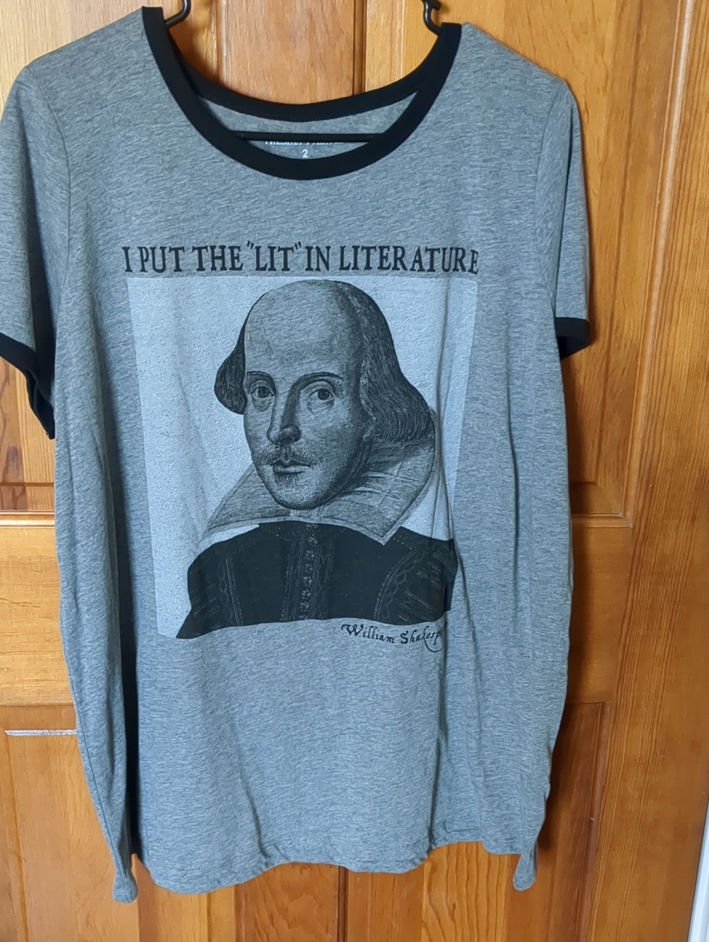 Gray Graphic Tee with Black Trim I Put The "Lit" In Literature Size 2XL